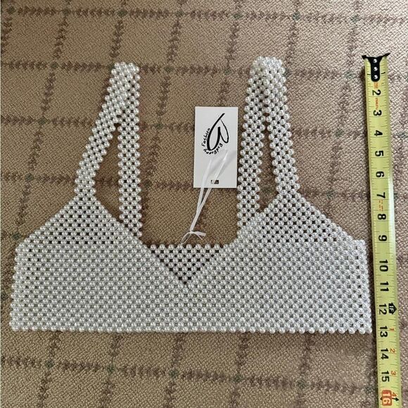 Red Berry Fashion white pearl cropped tank top NWT S - Picture 7 of 9